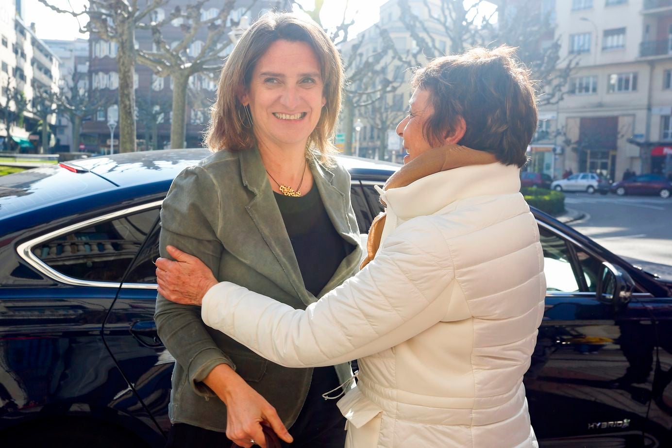 La ministra de Transición Ecológica y Reto Demográfico, Teresa Ribera, se reúne con el secretario general de CCOOCyL, Vicente Andrés; el secretario general de UGTCyL, Faustino Temprano; la delegada del Gobierno en Castilla y León, Mercedes Martín, y el subdelegado del Gobierno en León, Faustino Sánchez, para abordar la Mesa por un Futuro para León..