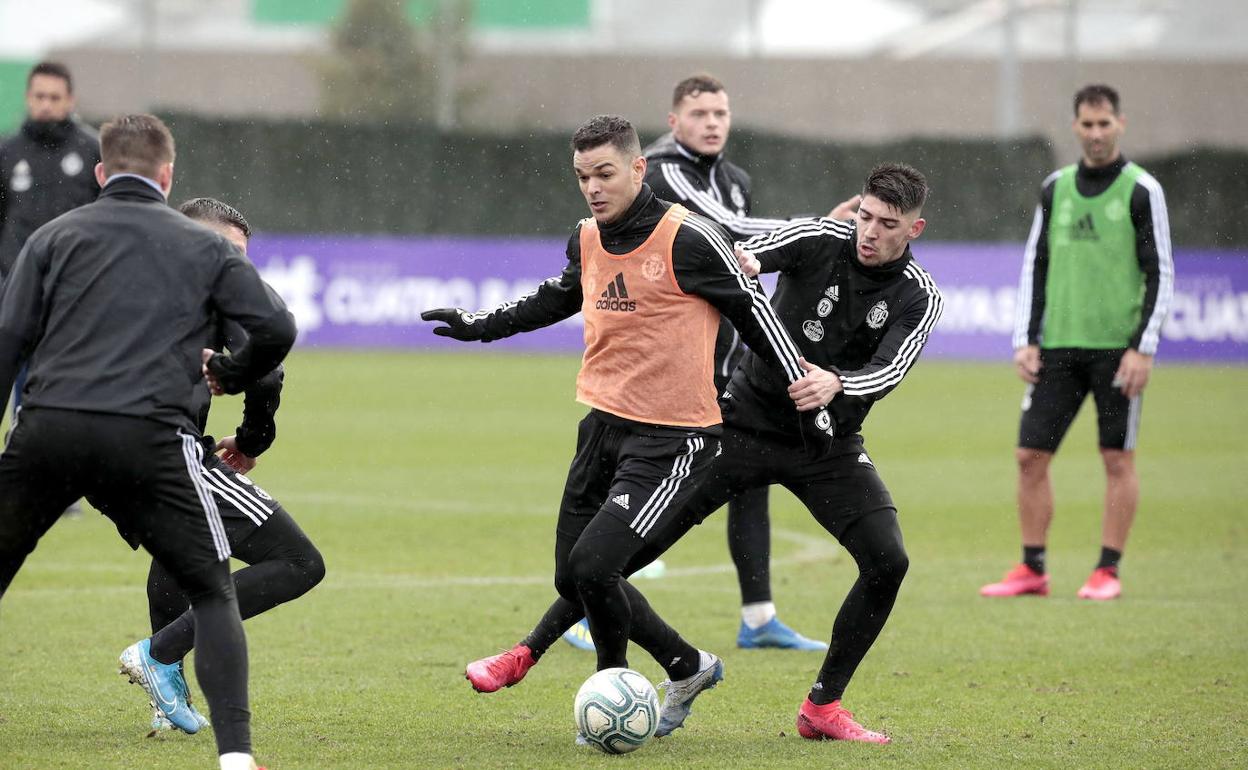 Ben Arfa durante su primer entrenamiento con el Real Valladolid.