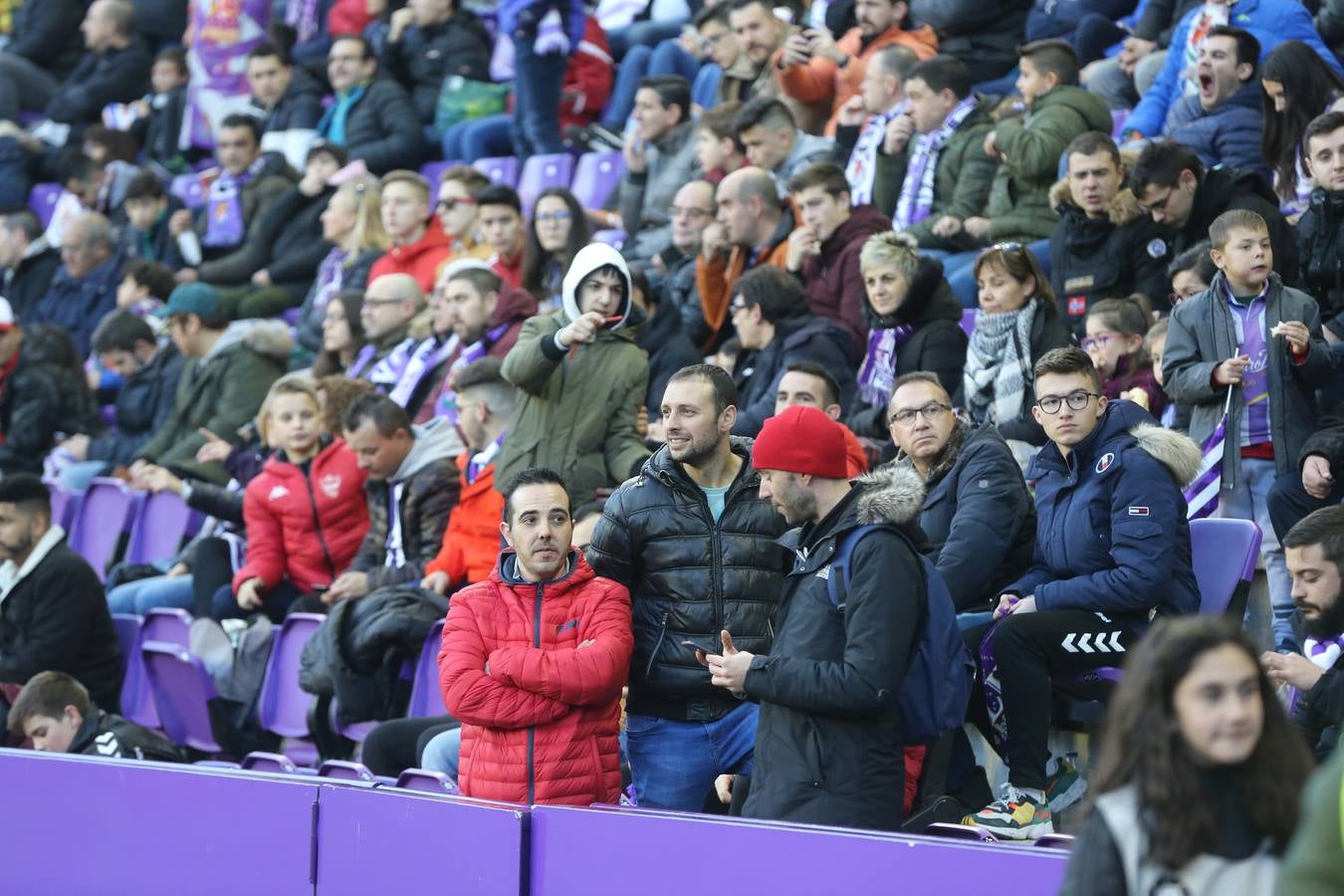 Si has estado en el estadio José Zorrilla presenciando el partido Real Valladolid-Villarreal, puede que la cámara de nuestro fotógrado te haya «pillado»