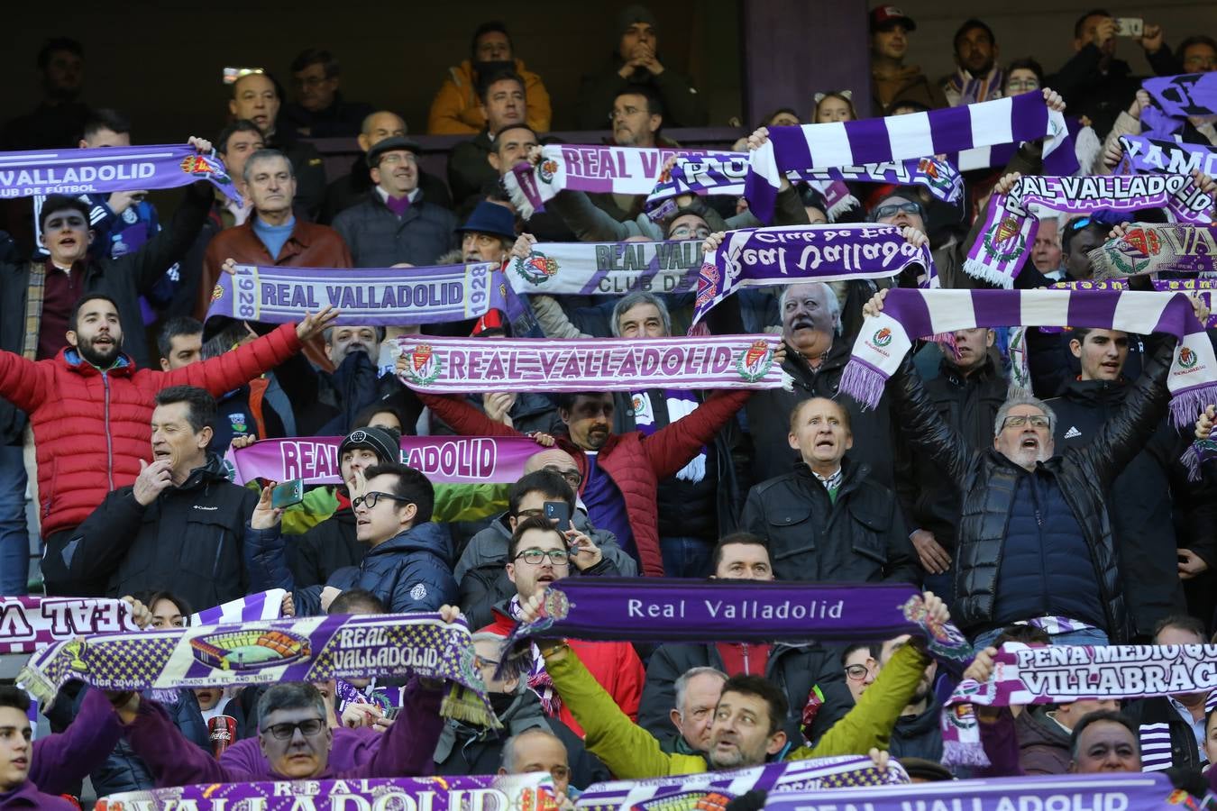 Si has estado en el estadio José Zorrilla presenciando el partido Real Valladolid-Villarreal, puede que la cámara de nuestro fotógrado te haya «pillado»