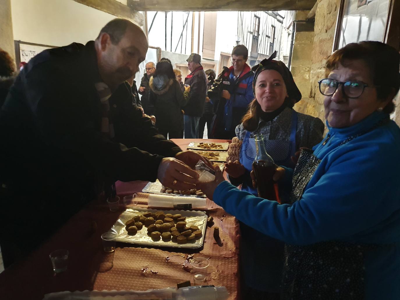 Encarna Sánchez y José María Martín fueron nombrados Matancera y Matancero de Honor, una gran sorpresa para los elegidos, pues nada sospechaban del reconocimiento que les rendiría el pueblo