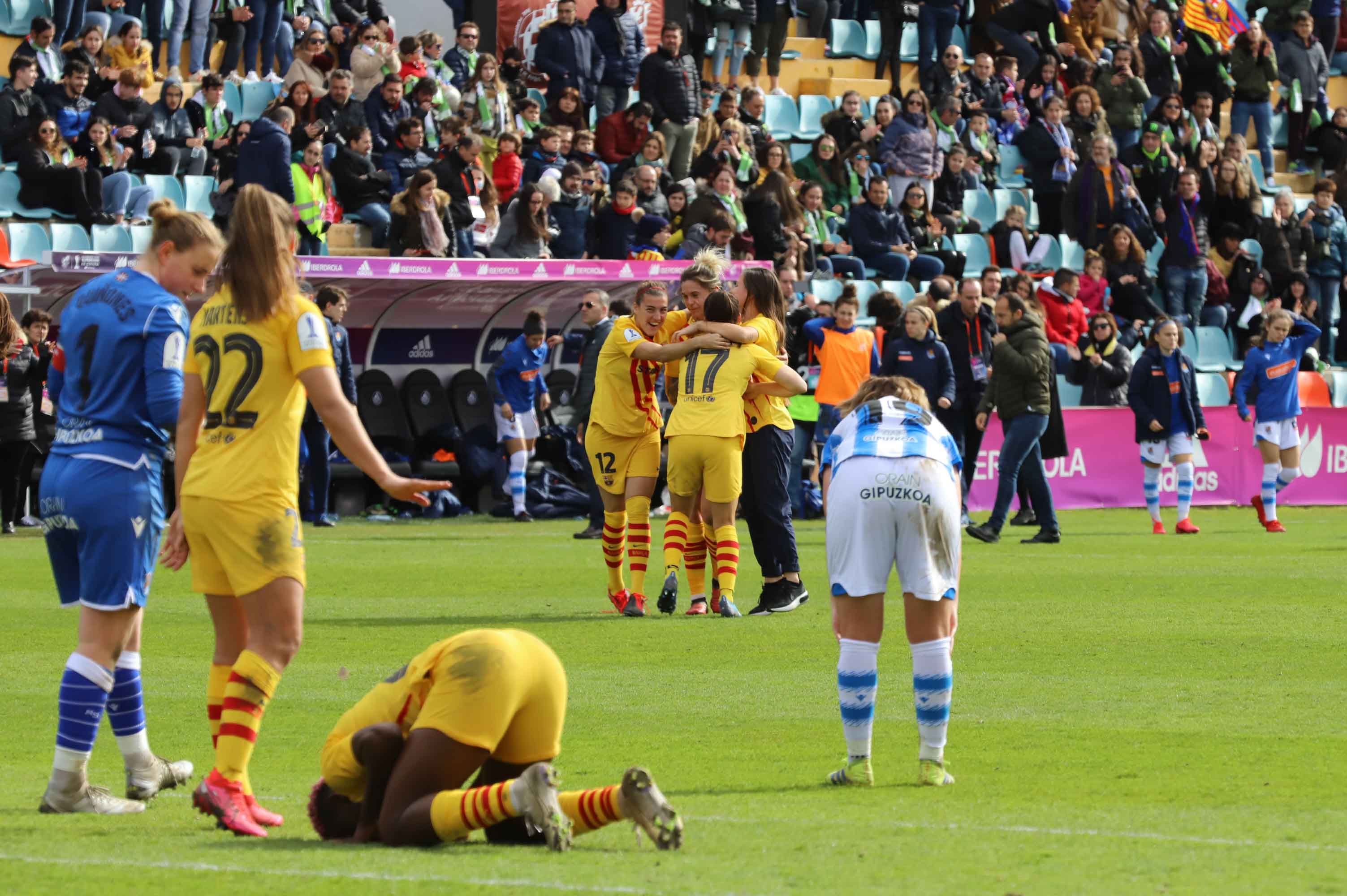 El equipo catalán se muestró muy superior desde el primer minuto a la Real Sociedad con cuatro goles de Marta Torrejón, MVP de la gran final celebrada en el estadio Helmántico
