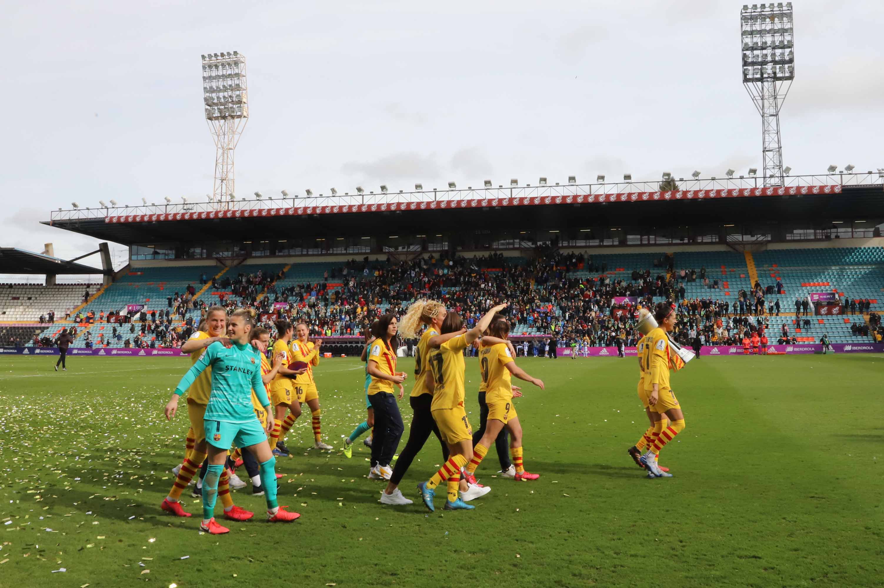 El equipo catalán se muestró muy superior desde el primer minuto a la Real Sociedad con cuatro goles de Marta Torrejón, MVP de la gran final celebrada en el estadio Helmántico