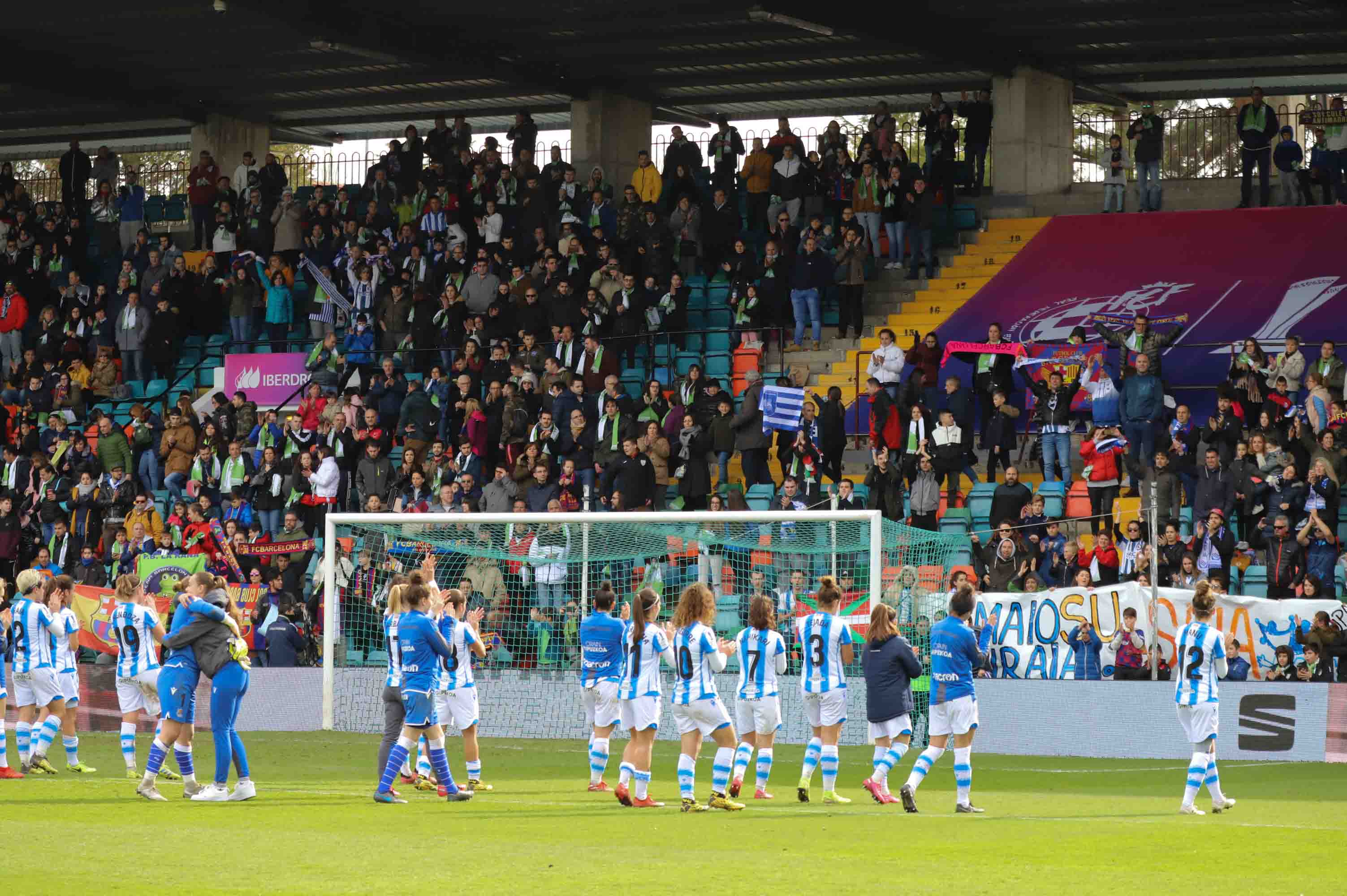 El equipo catalán se muestró muy superior desde el primer minuto a la Real Sociedad con cuatro goles de Marta Torrejón, MVP de la gran final celebrada en el estadio Helmántico