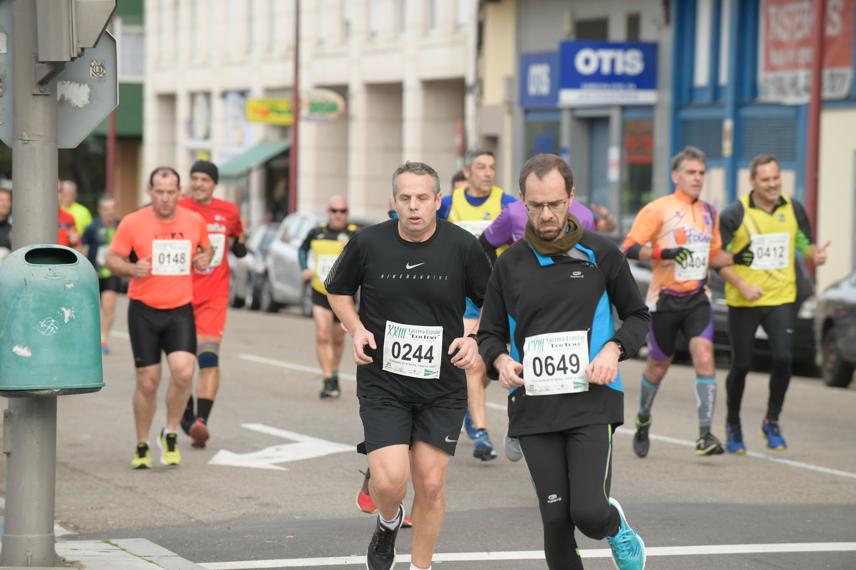 Fotos: La XXIII Carrera Popular Don Bosco reúne a atletas de todas las edades