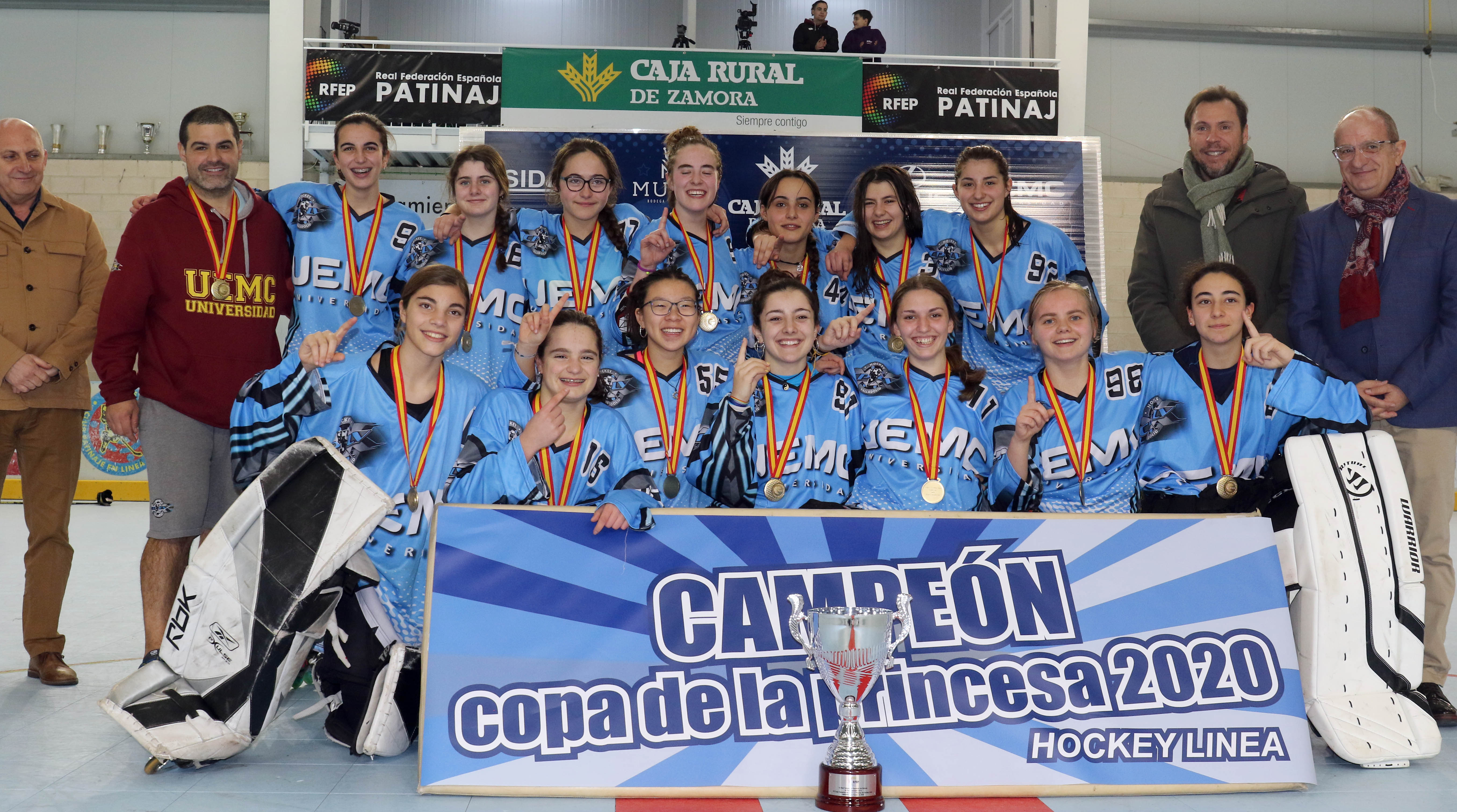 Las vallisoletanas se alzaron con el título en un 1-0 contra el Fénix PL Madrid. 