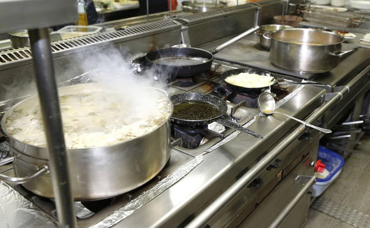 Cocina de un restaurante. 