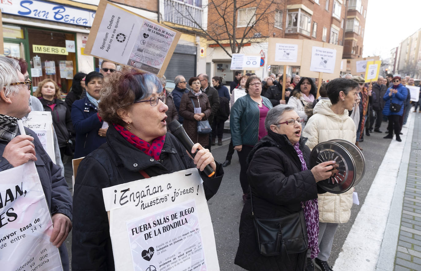 Fotos: Valladolid dice «no» a las casas de apuestas