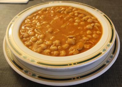 Imagen secundaria 1 - Cocina casera para elaborar los platos del menú diario 