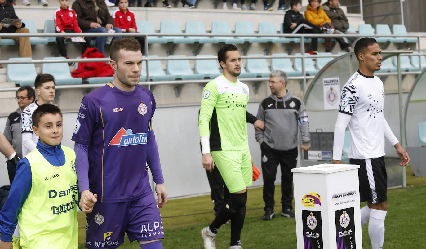 El Palencia Cristo golea a un blanco Salamanca UDS B. 