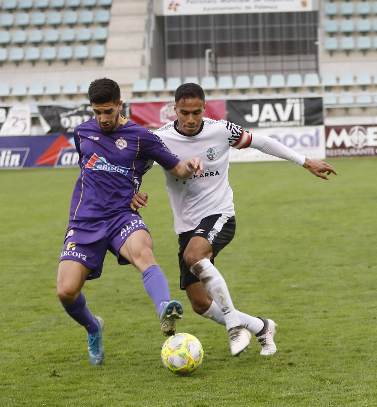 El Palencia Cristo golea a un blanco Salamanca UDS B. 