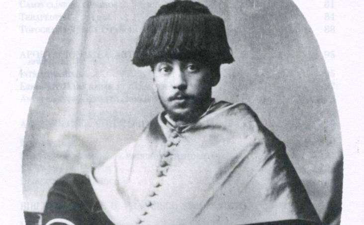 Francisco Simón Nieto, con su toga y birrete. 