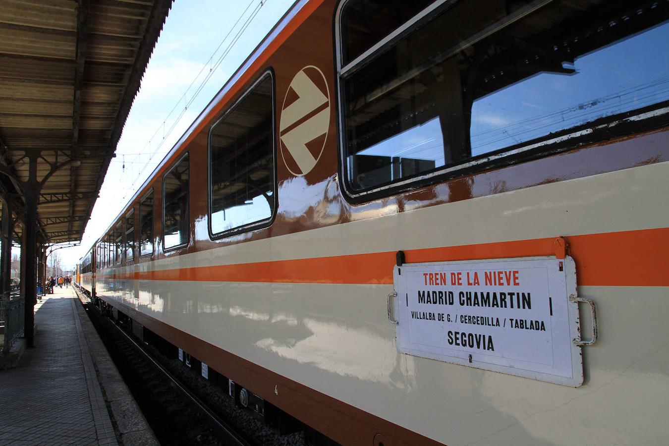 El 'tren de los ochenta' llega a Segovia. 