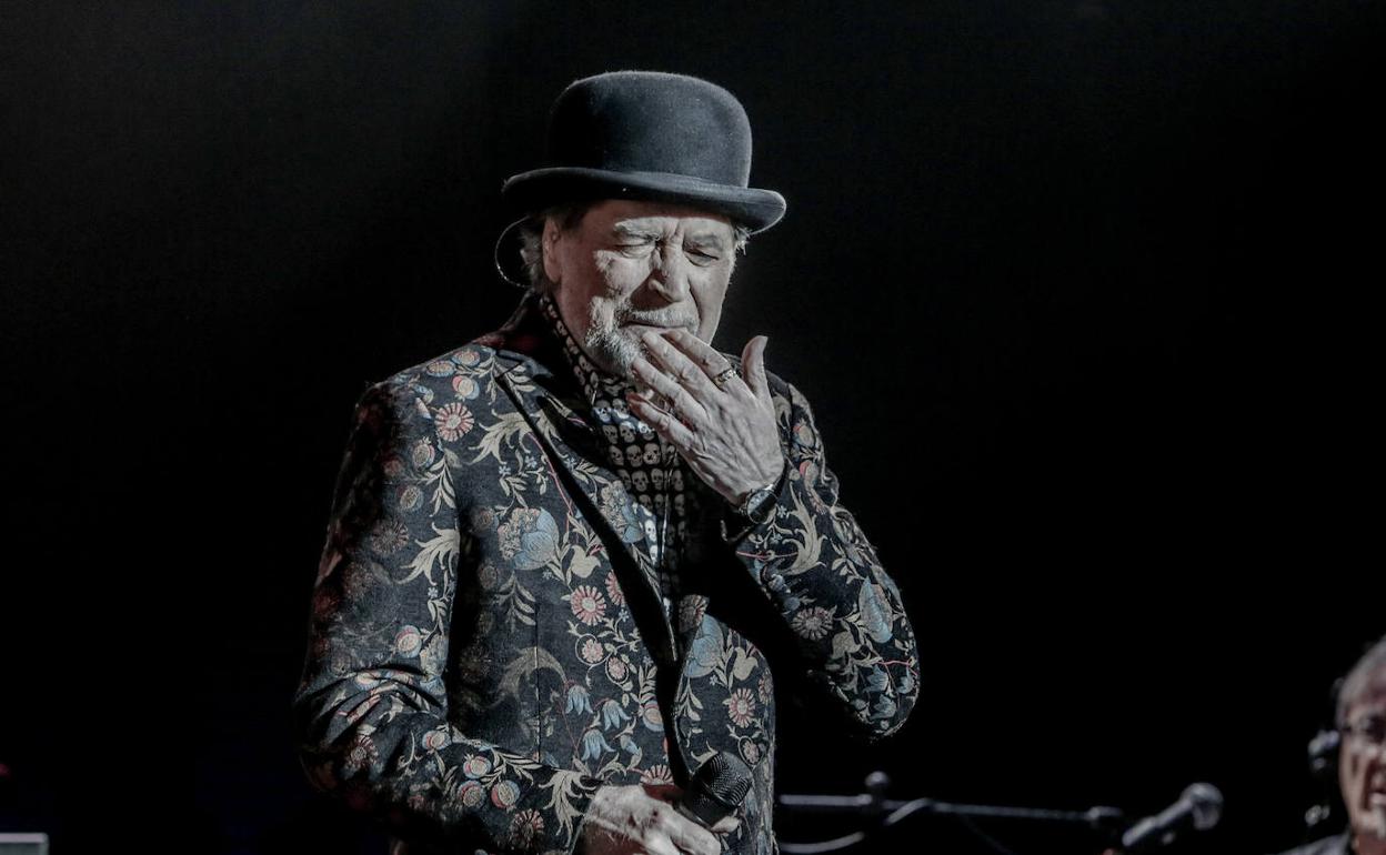 Joaquín Sabina, durante un concierto. 