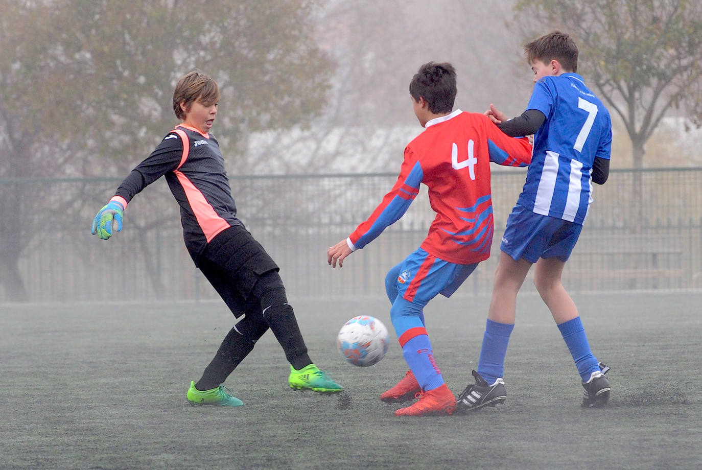 El Parque Canterac acogía el partido de 3ª Infantil entre los dos equipos vallisoletanos.