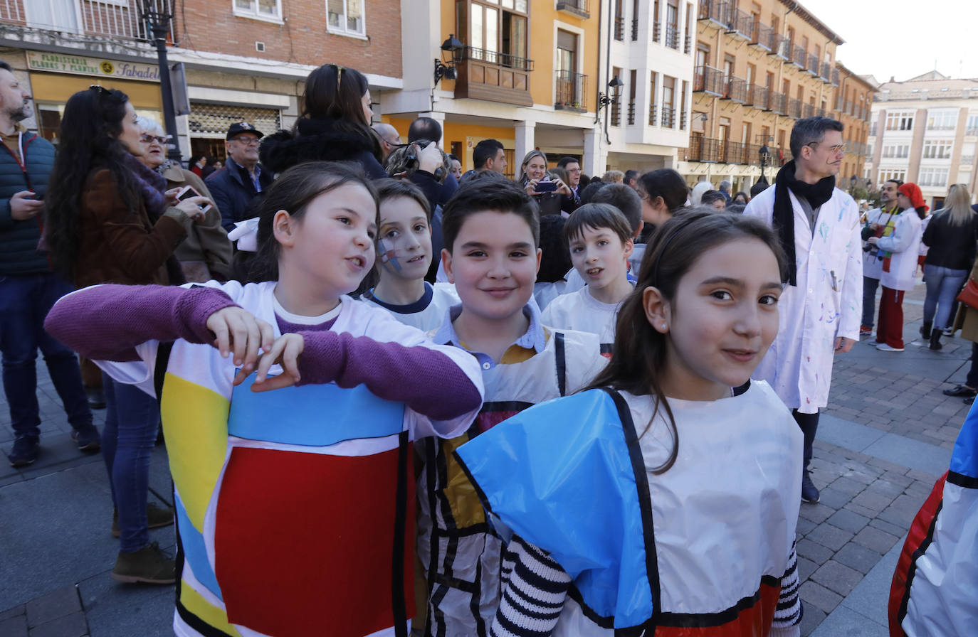 El colegio Jorge Manrique de Palencia vive el carnaval. 