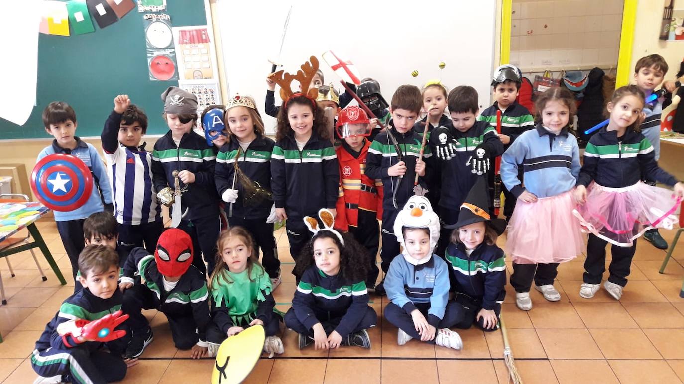 Carnaval del colegio Santa Teresa de Jesús de Valladolid.