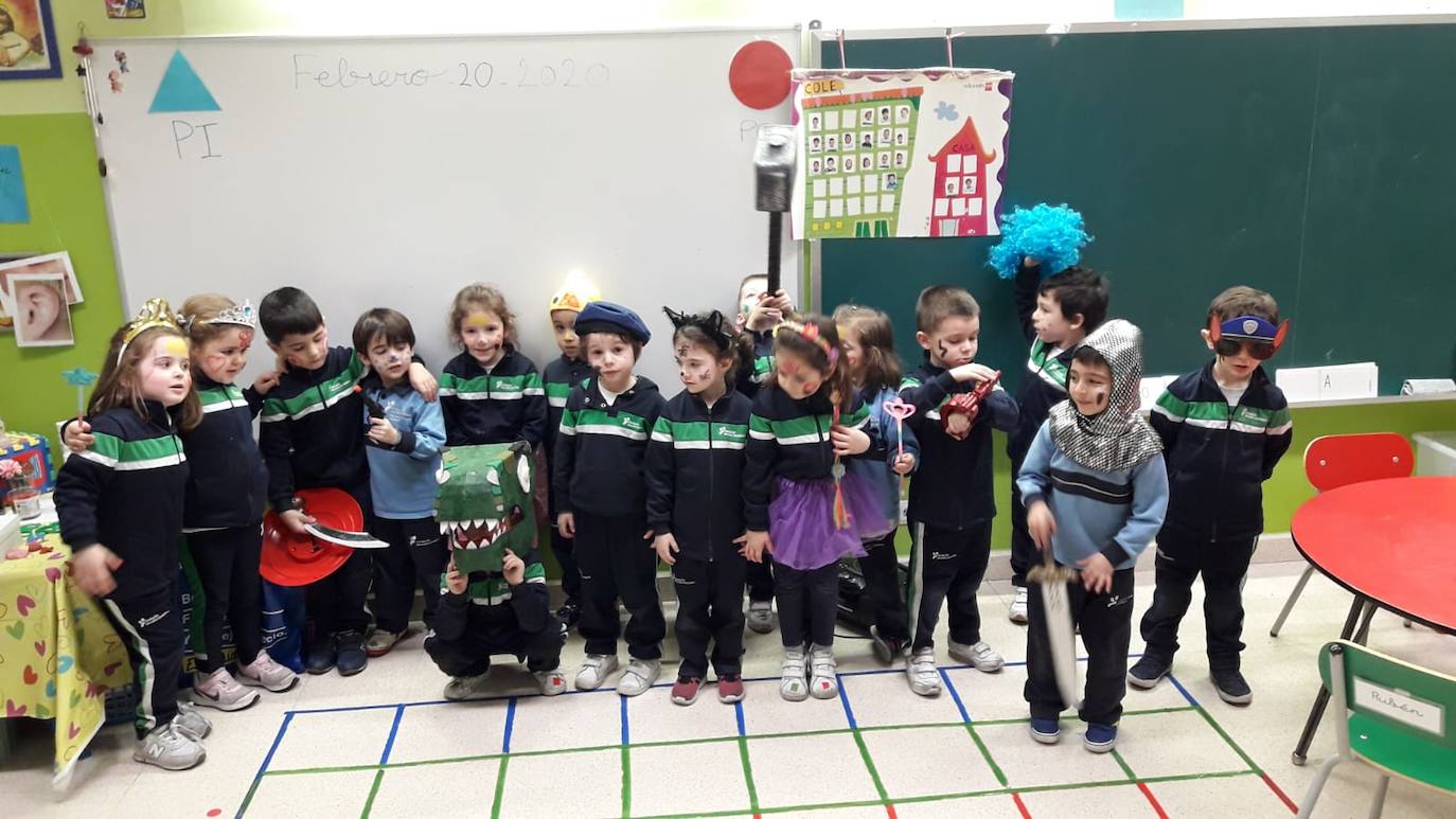 Carnaval del colegio Santa Teresa de Jesús de Valladolid.