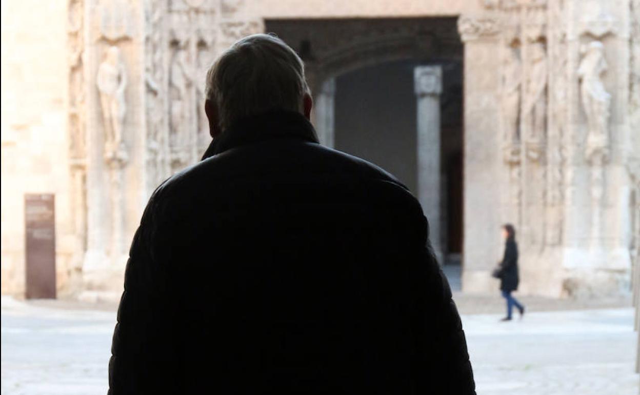 Manuel, el hombre que denunció el robo de su bebé nacido en 1956. 