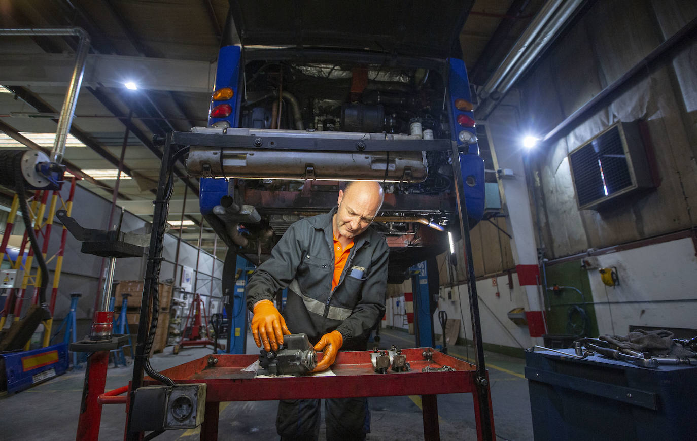 Más de 30.000 horas de taller al año y revisa la flota cada 35 días. 