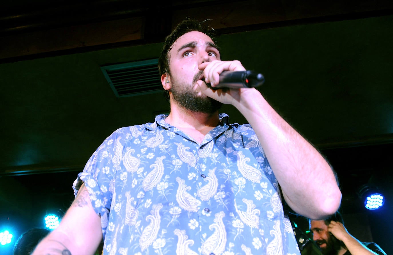 Actuación del grupo Sons of Aguirre en Valladolid. 