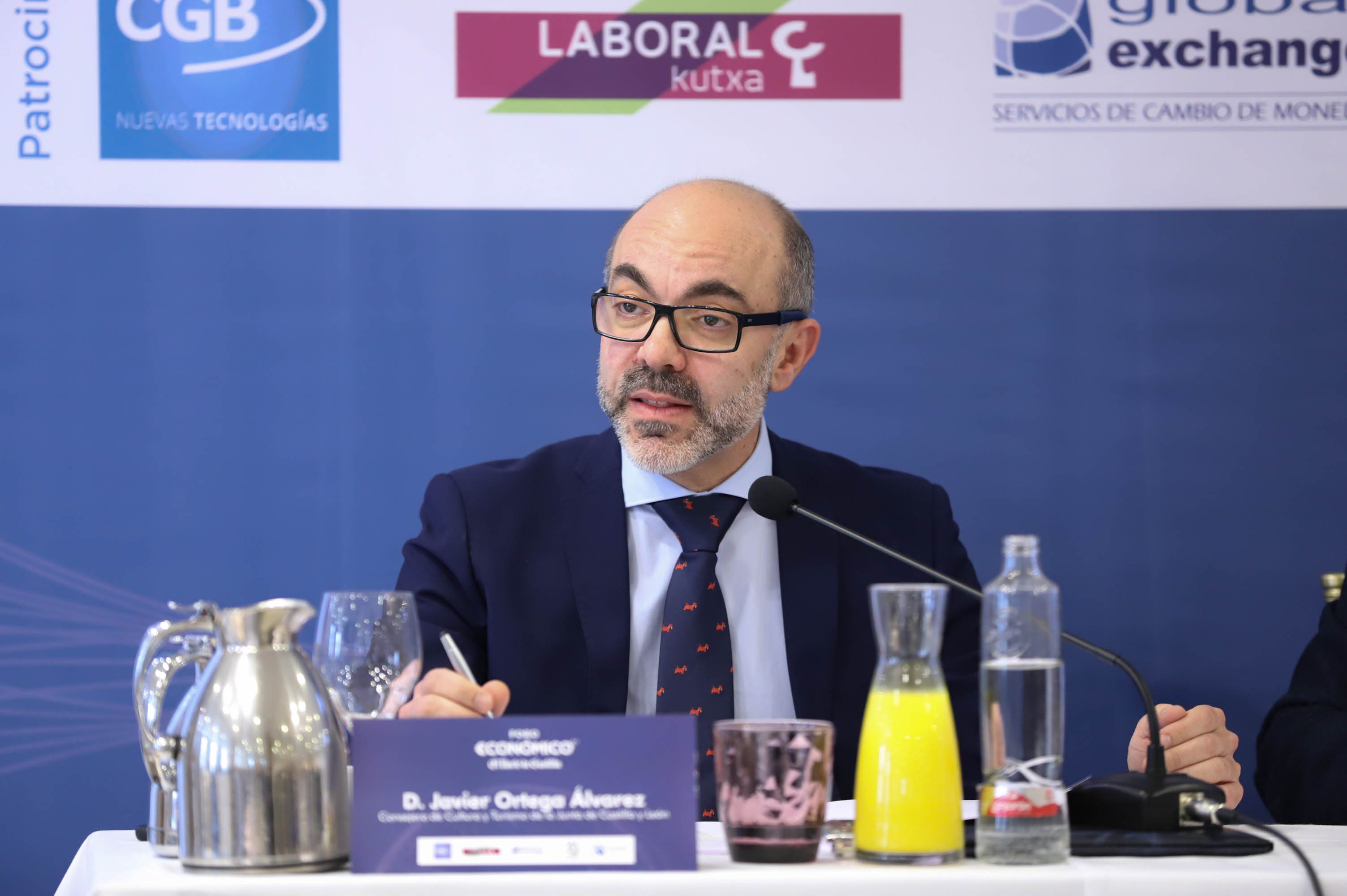 Fotos: El consejero de Cultura y Turismo participa en el Foro de El Norte en Salamanca
