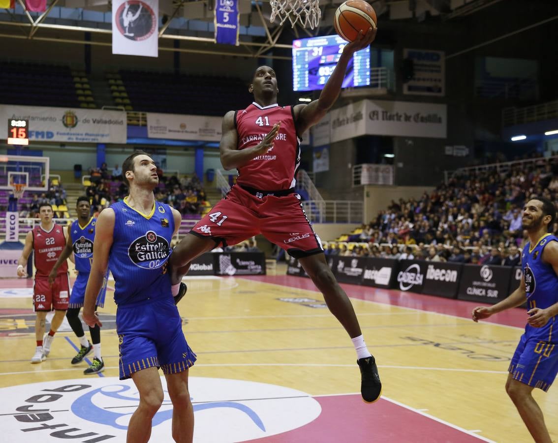 La dolorosa derrota en Lugo había sembrado una duda sobre el estado físico del equipo motivada por una merma en el ritmo y, sobre todo, en la intensidad atrás. Y ésta quedó sin despejar con un juego a ráfagas, sin continuidad y a expensas durante demasiados minutos de un rival muy justo de recursos.