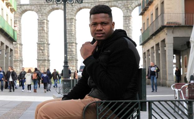 Oumar Dramè, en la avenida del Acueducto. 