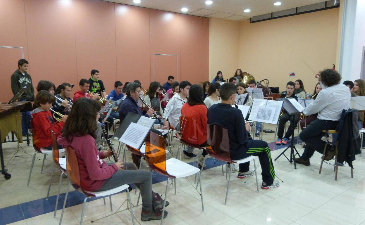 Miembros de la Alborada Musical de Cantalejo. 