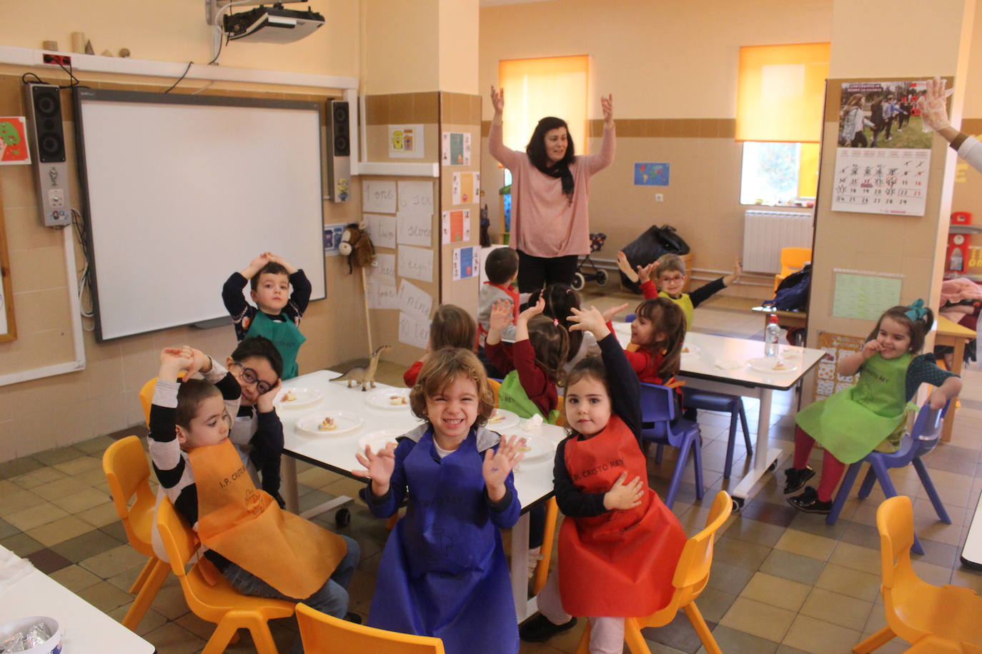 Los niños aprendieron a crear ratones de queso.