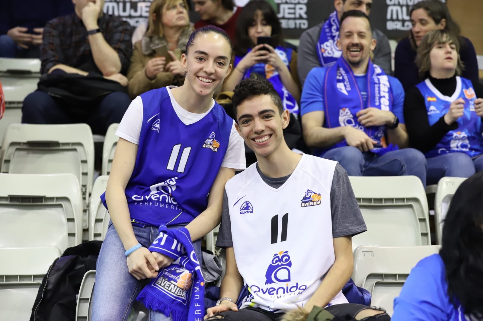 Fotos: Aficion en la final de la Copa de la Reina