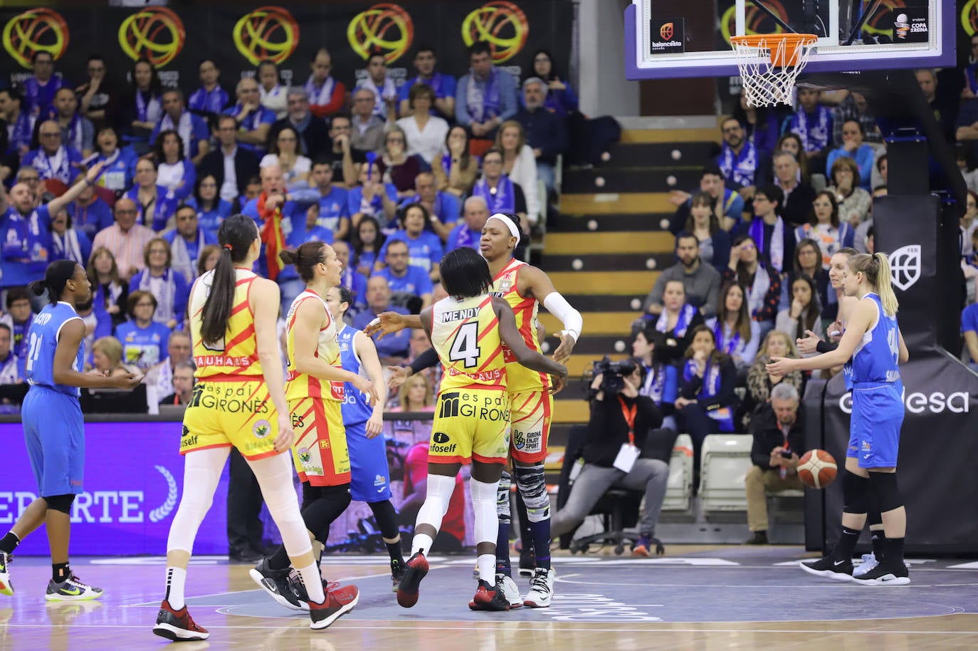 Fotos: El CB Avenida reina en su Copa y hace historia ante Girona con su noveno título (76-58)