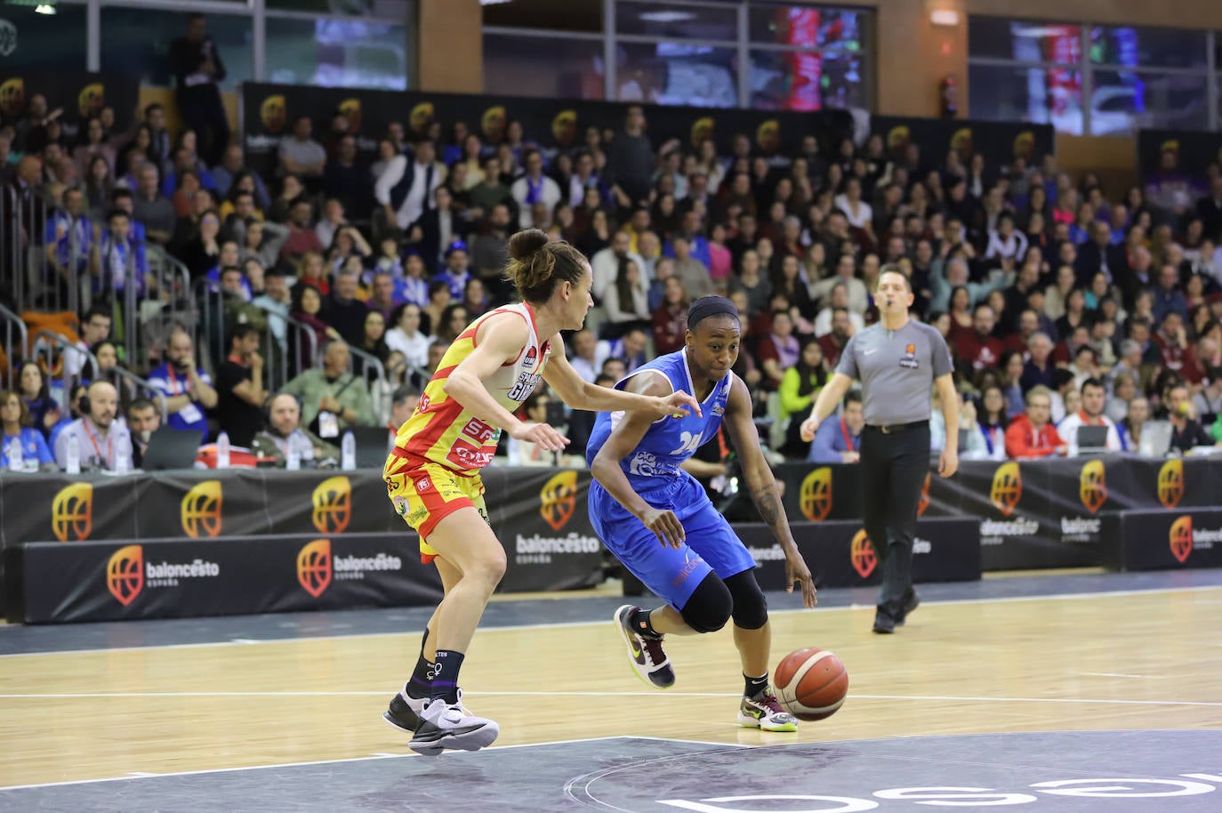 Fotos: El CB Avenida reina en su Copa y hace historia ante Girona con su noveno título (76-58)