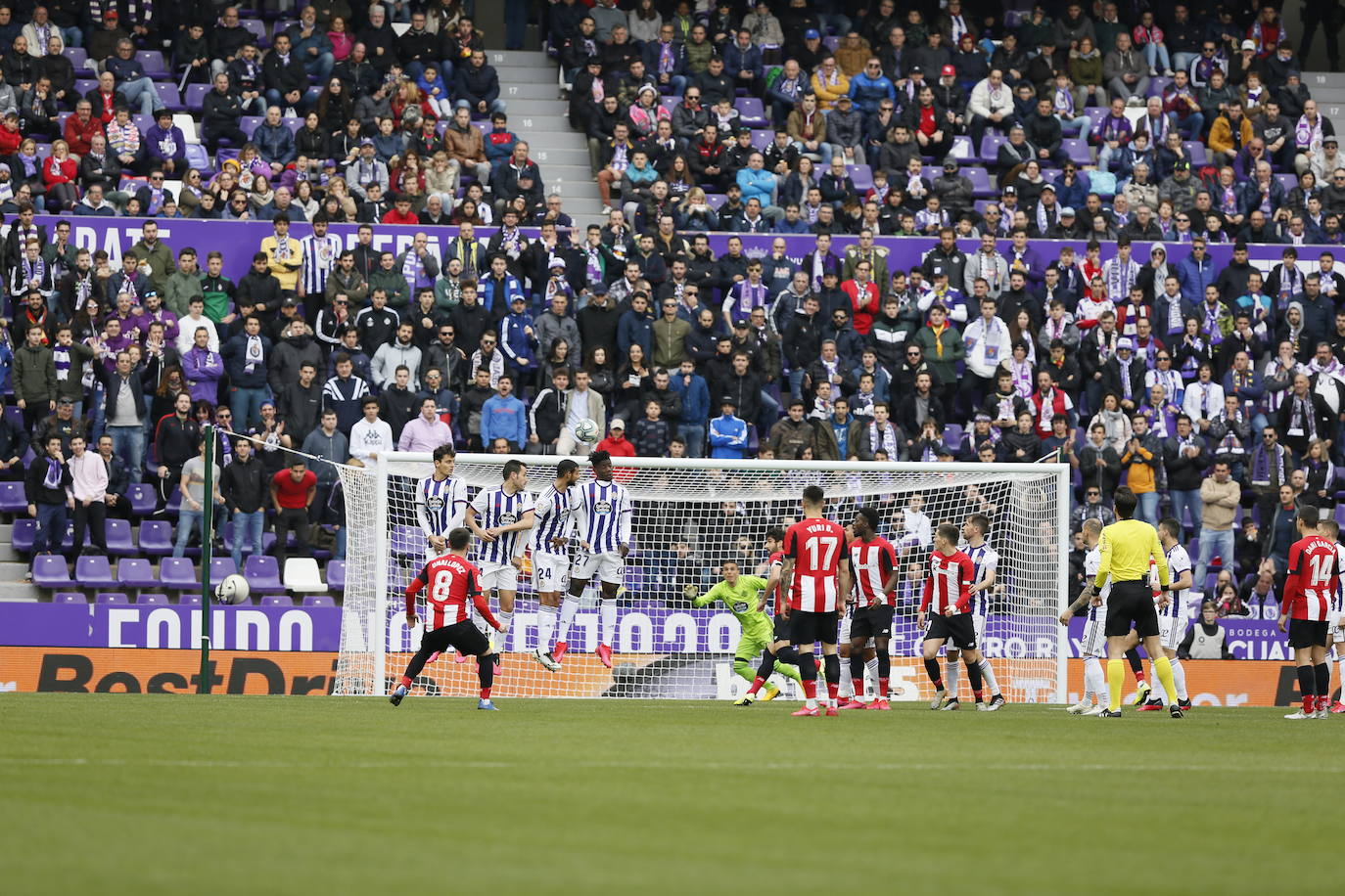 Imágenes del partido entre el Real Valladolid 1-4 Athletic Club.