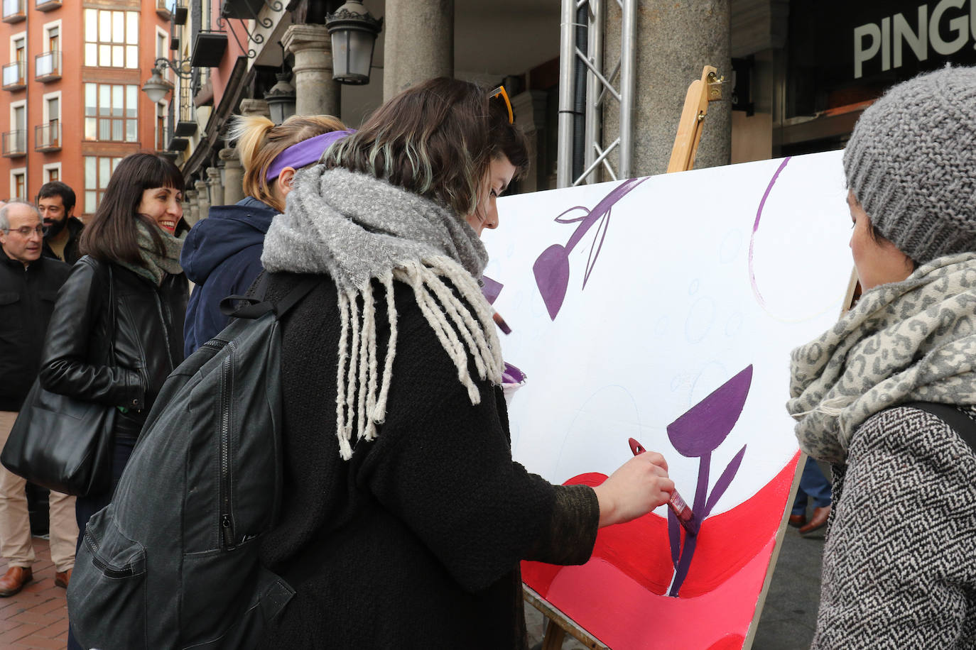 Miles de personas han vuelto a llenar las calles de la capital para revindicar los derechos igualitarios de las mujeres.