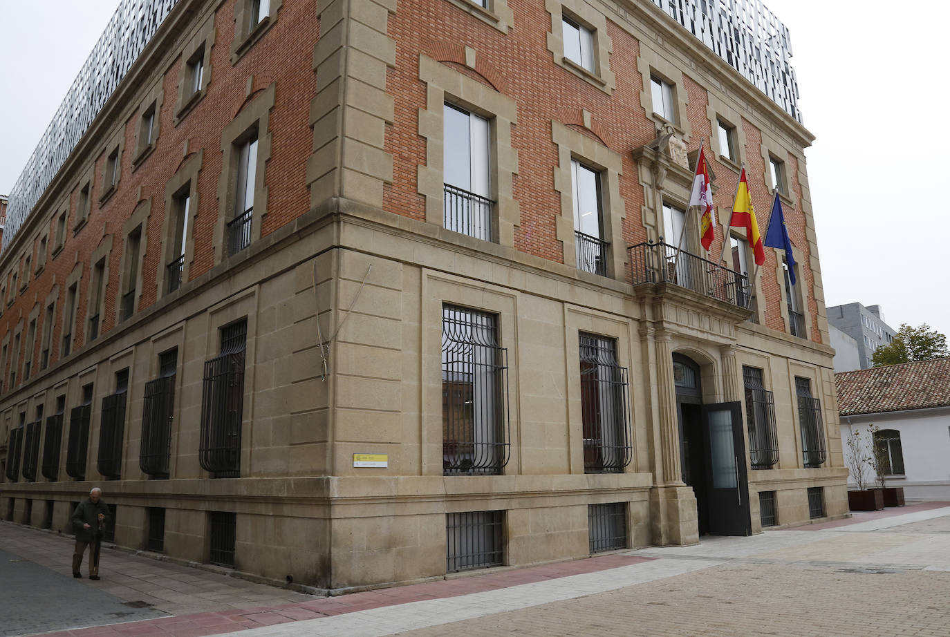 Edificio de la Audiencia de Palencia. 