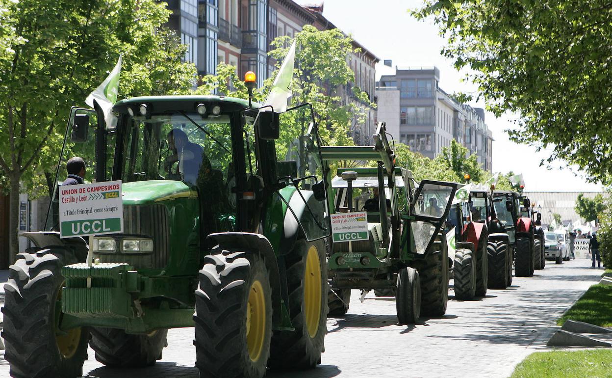 Tractorada celebrada en Valladolid en 2010.