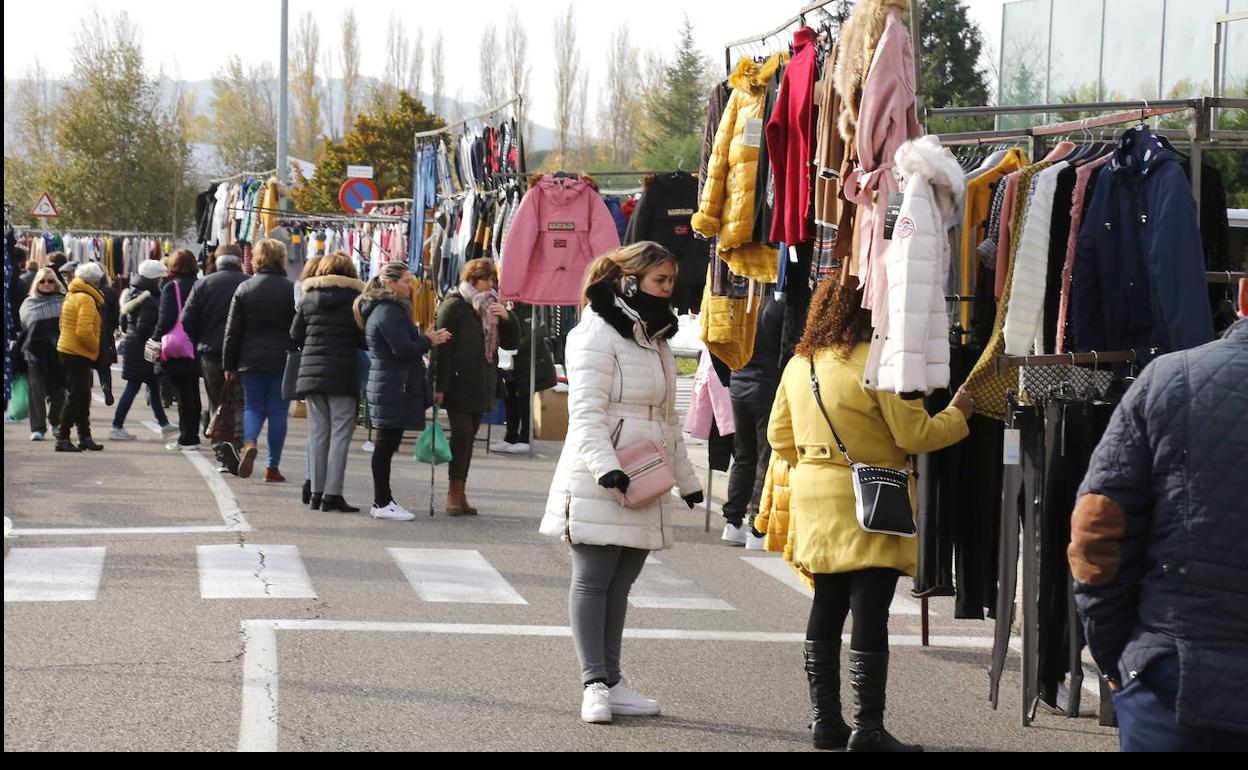 Mercadillo en Palencia.