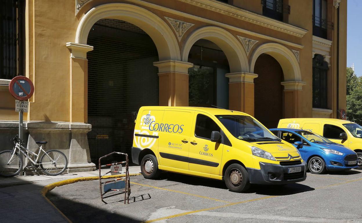 Quejas entre los trabajadores de Correos por el mantenimiento de la actividad