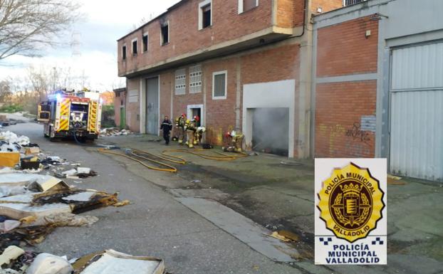 Denunciados en Valladolid dos de cuatro jóvenes que se reunieron para fumar un porro porque no podían en casa