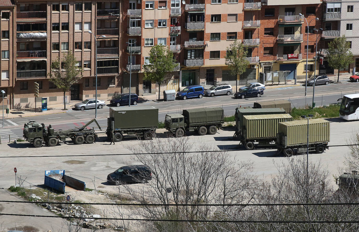 Trabajos durante la tarde de este jueves en el aparcamiento del Hospital de General.