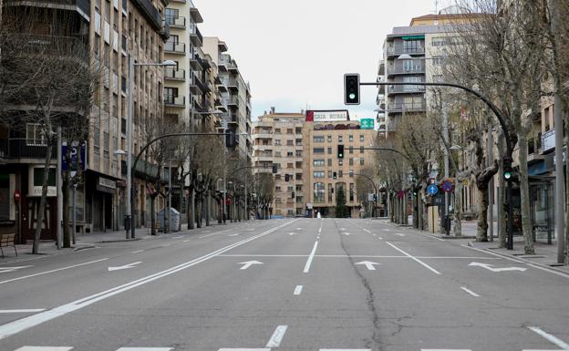 El tráfico en el centro de Salamanca se desploma un 70% en la primera semana de alarma