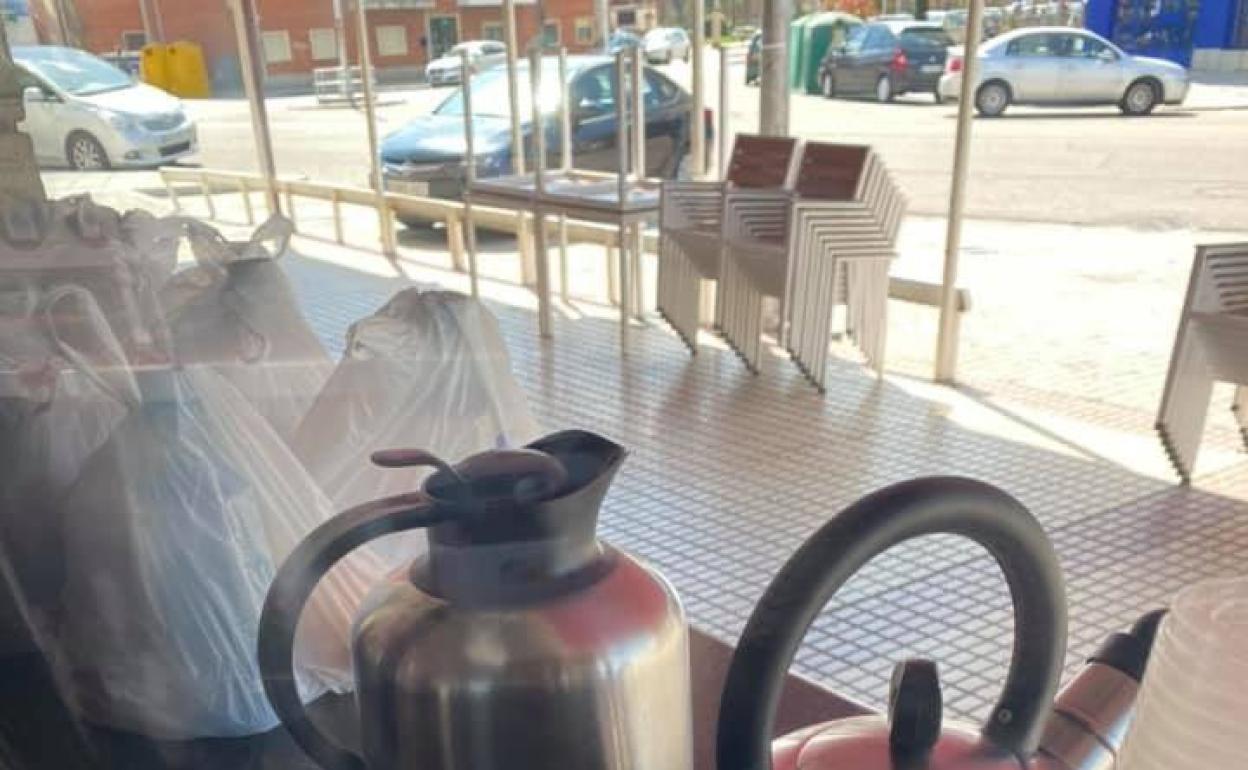 Coronavirus en Salamanca: El restaurante Los Álamos de Peñaranda de Bracamonte ofrece comida y bebida gratis para los transportistas