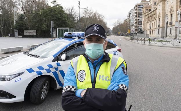 Ignacio Ayuso, subinspector de la Policía de Valladolid: «Lo que nos indigna es ver todavía a personas por la calle sin motivo»