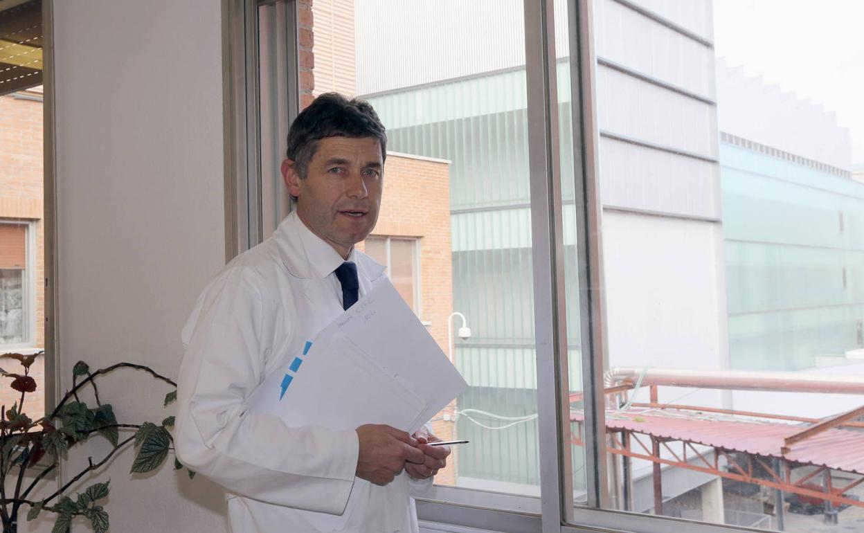 Coronavirus en Valladolid: el doctor José María Eiros, ingresado en el hospital por coronavirus