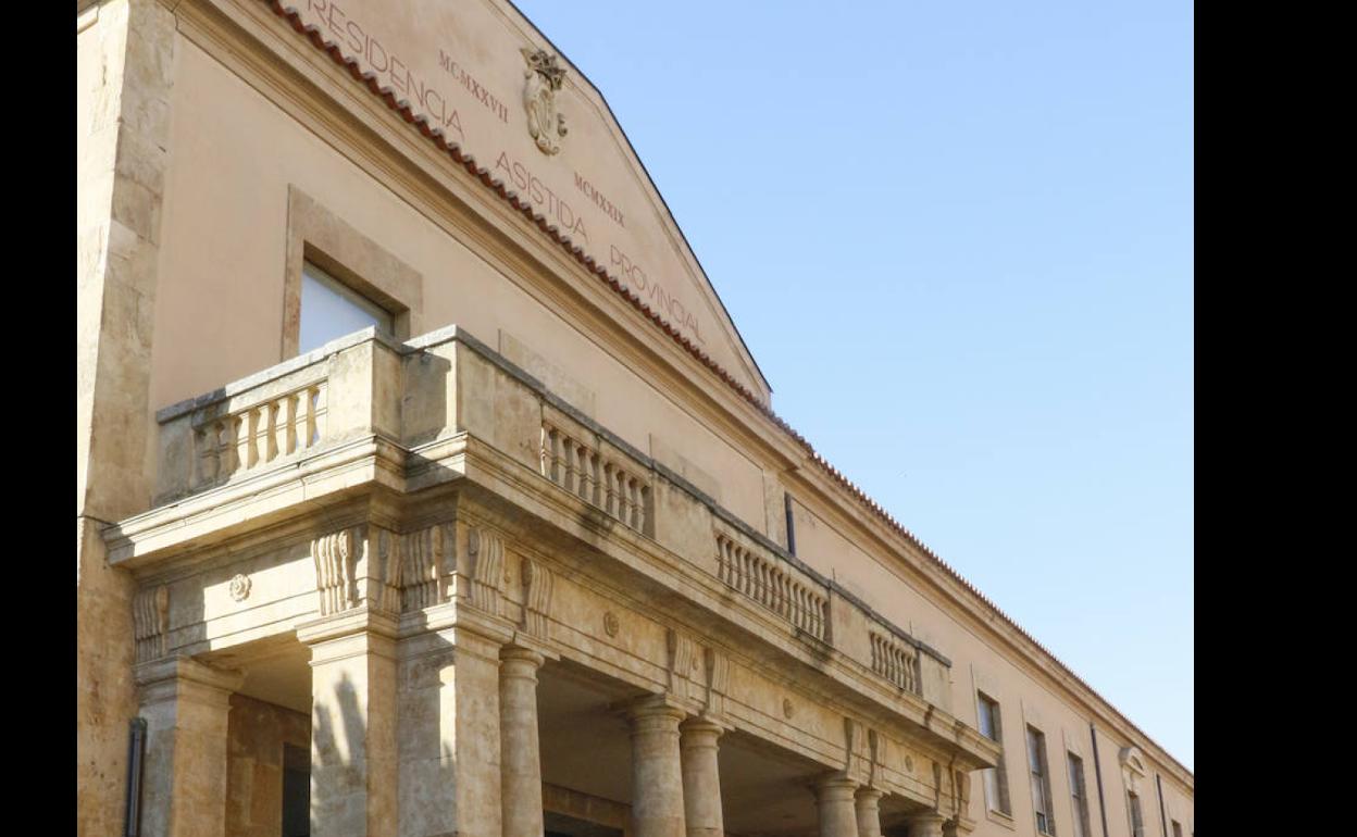 Fachada de la residencia asistida de la Diputación de Salamanca.