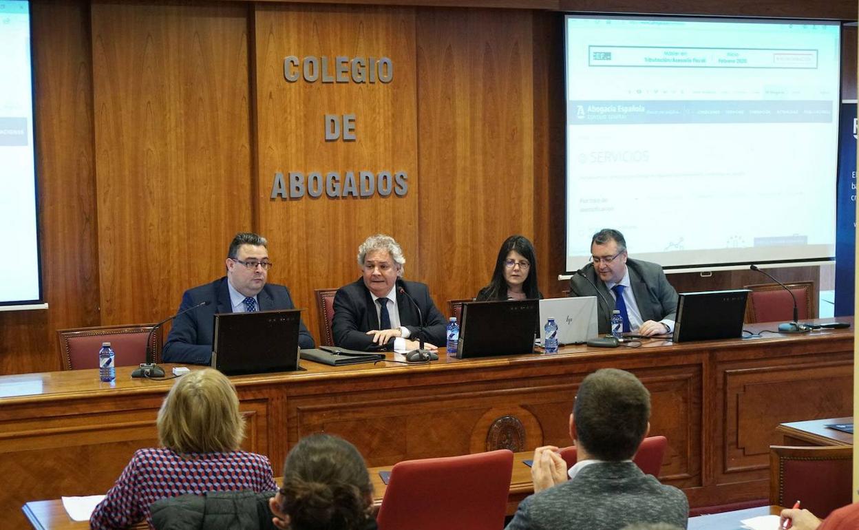 Sesión informativa en la sede del Colegio de Abogados de Salamanca