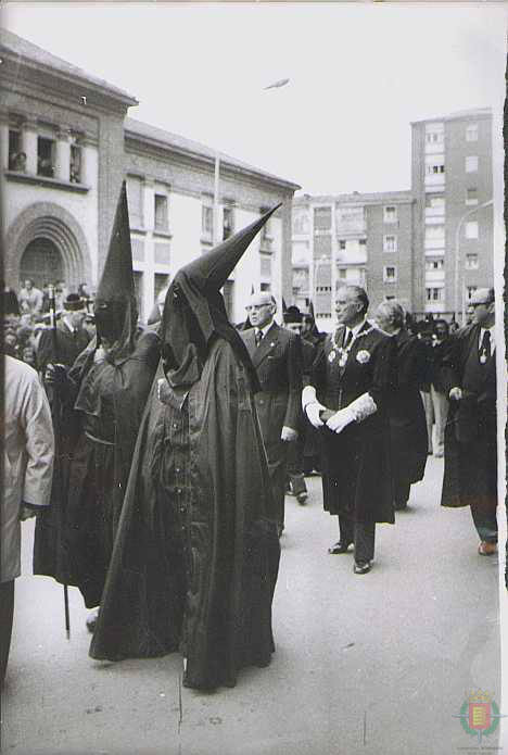 Imágenes de la Procesión de Penitencia y Caridad. 