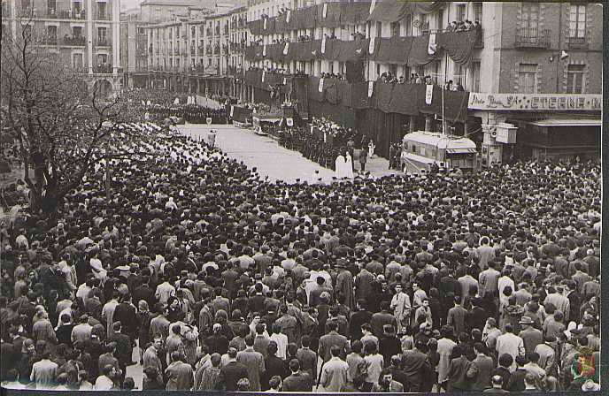 Imágenes de Pregón y el Sermón de las Siete Palabras en Valladolid en la década de los 70. 