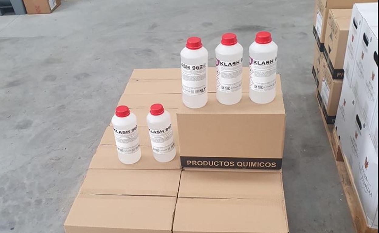 Coronavirus en Salamanca: La Asociación Cultural Amigos de La Alberca dona geles desinfectantes para el municipio